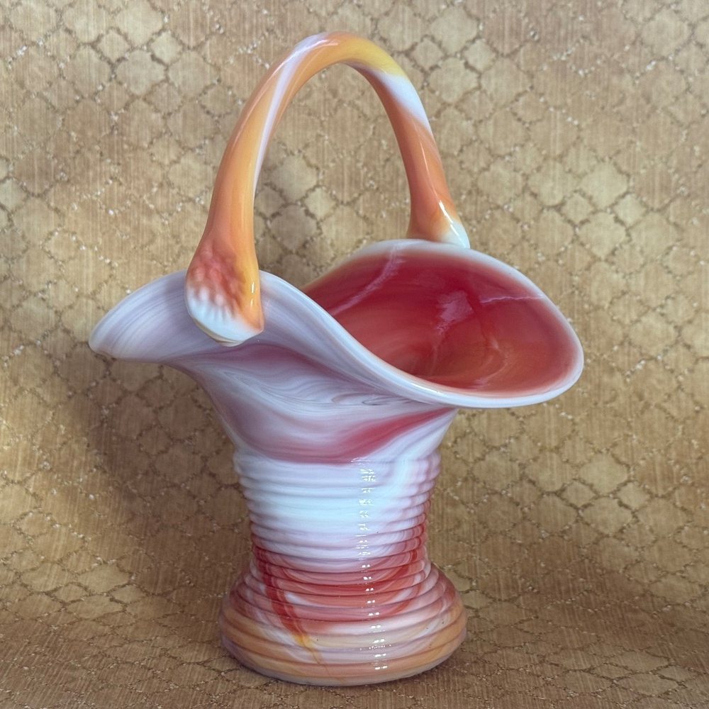 VINTAGE KANAWHA Slag Glass Basket GLOWS Swirl Pattern Art Nouveau Style